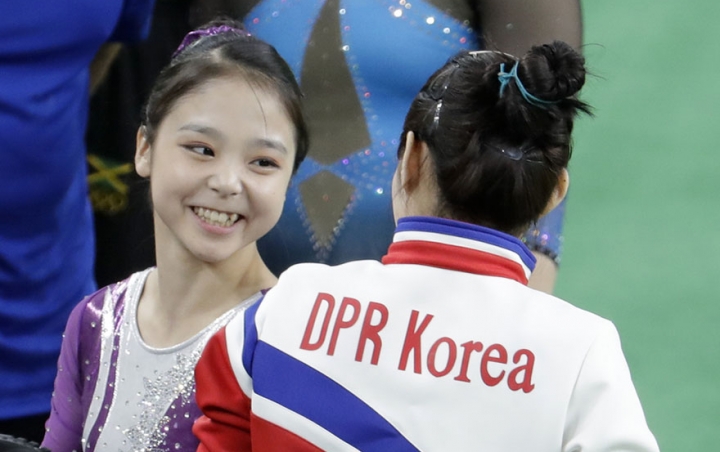 Dua Foto yang Membuktikan Olimpiade Bukan Cuma Ajang Olahraga